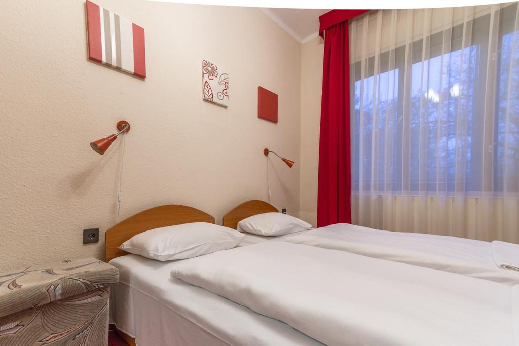 エステルゴム Vadregeny Panzio Bed & Breakfast 部屋 写真